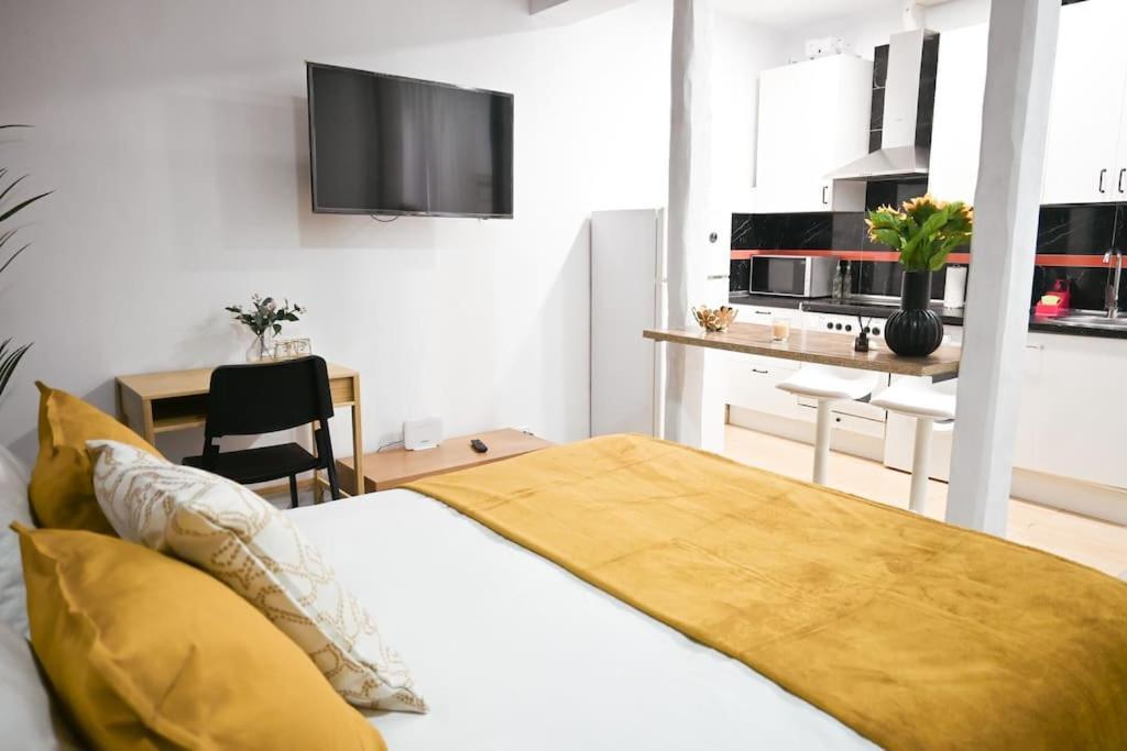 Agradable Apartamento Temporal De 1 Dormitorio En Madrid Pez30 Apartamento Exterior foto